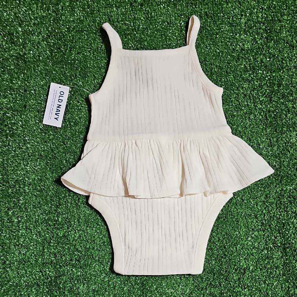 Old Navy Ivory Ruffle Bodysuit 6-12M